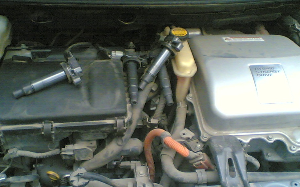 Spark plug  - Toyota Prius 15L 2005