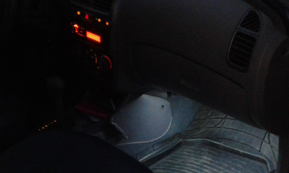 Подсветка салона. — Hyundai Accent (2G), 1,6 л, 2007 года | электроника ...