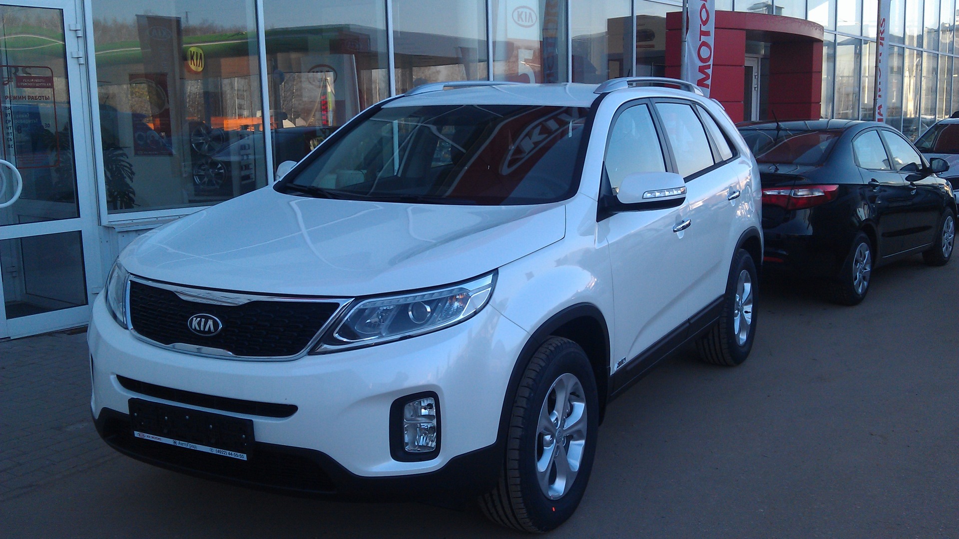 Соренто 2.4 бензин. Кия Соренто 2021 драйв. Kia Sorento 2021 Clear White (UD). Kia Sorento 2021 диски. 2,2 Sorento 2021.