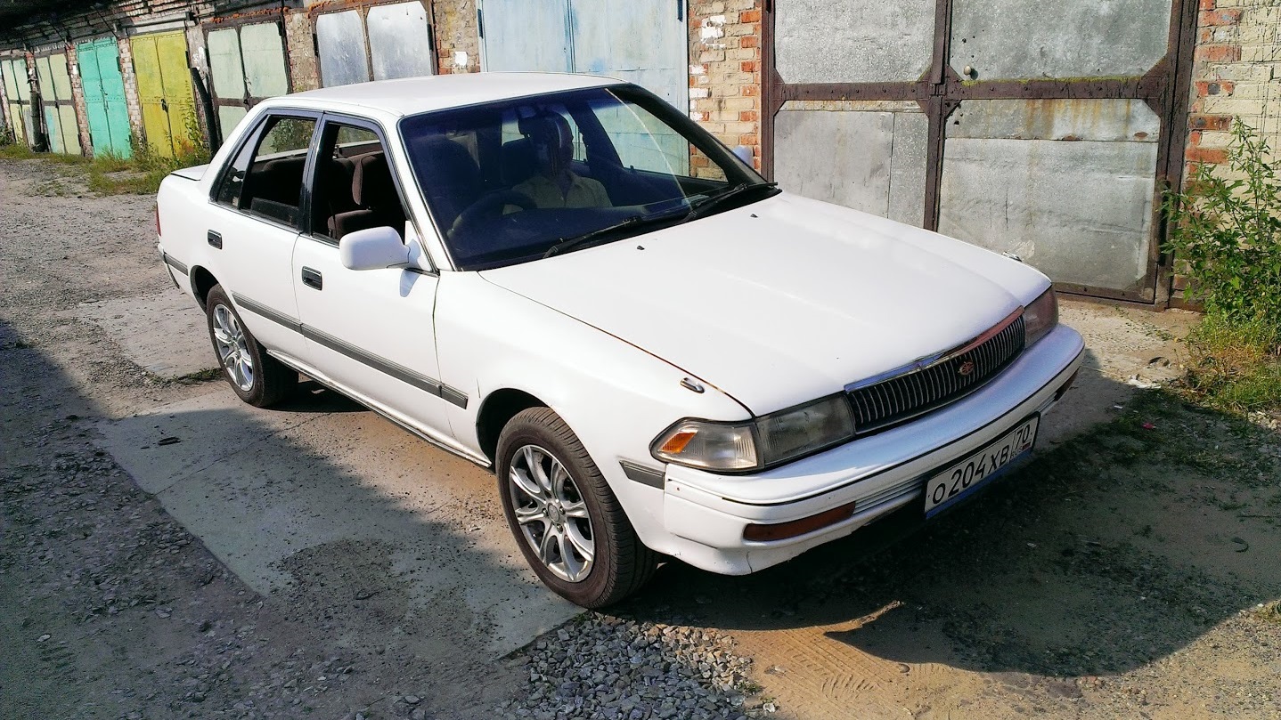 Toyota Corona 1990