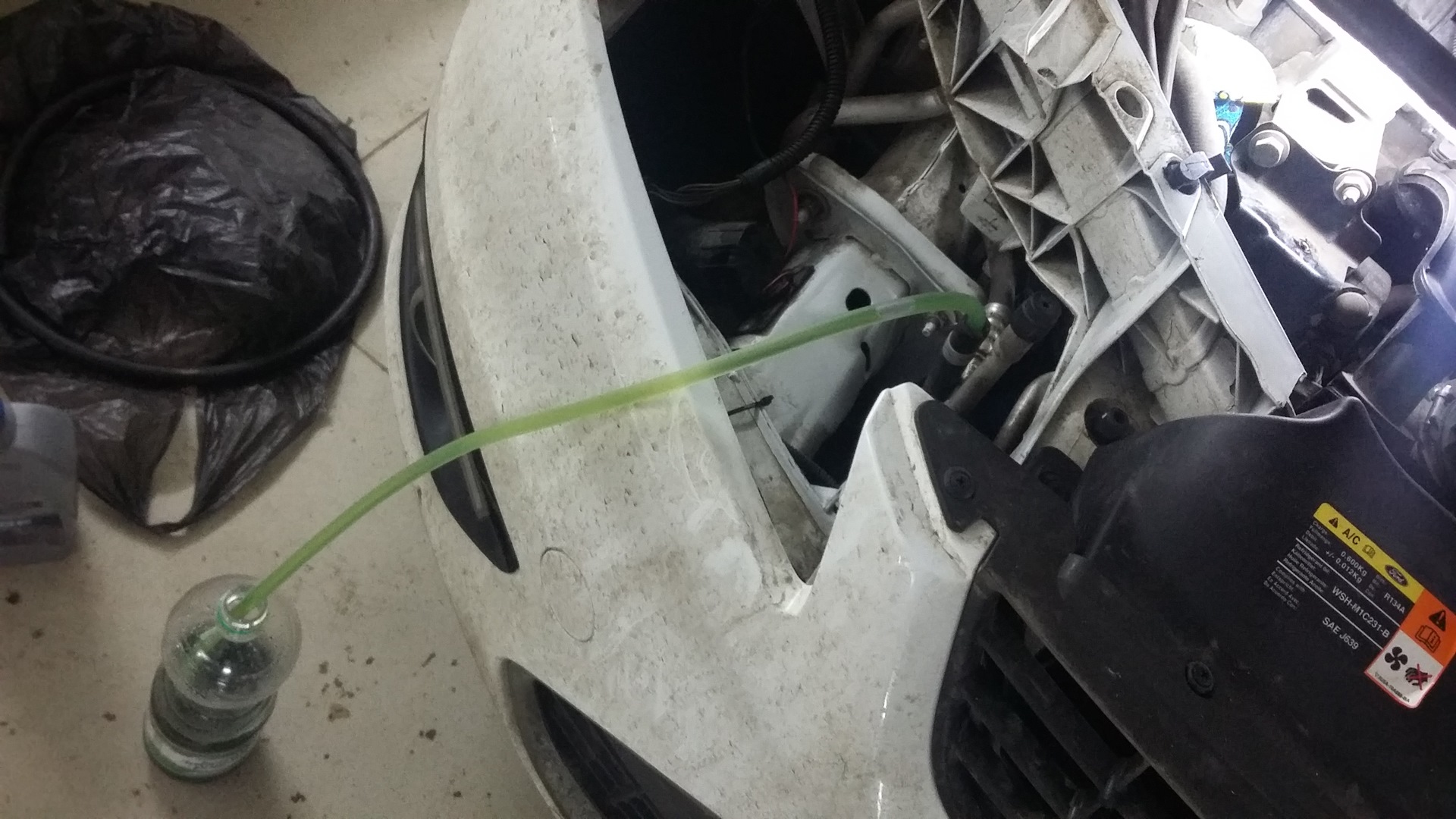 Замена жидкости ГУР ФФ2 — Ford Focus II Hatchback, 1,4 л, 2009 года ...