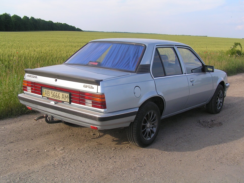 Opel Ascona 1987