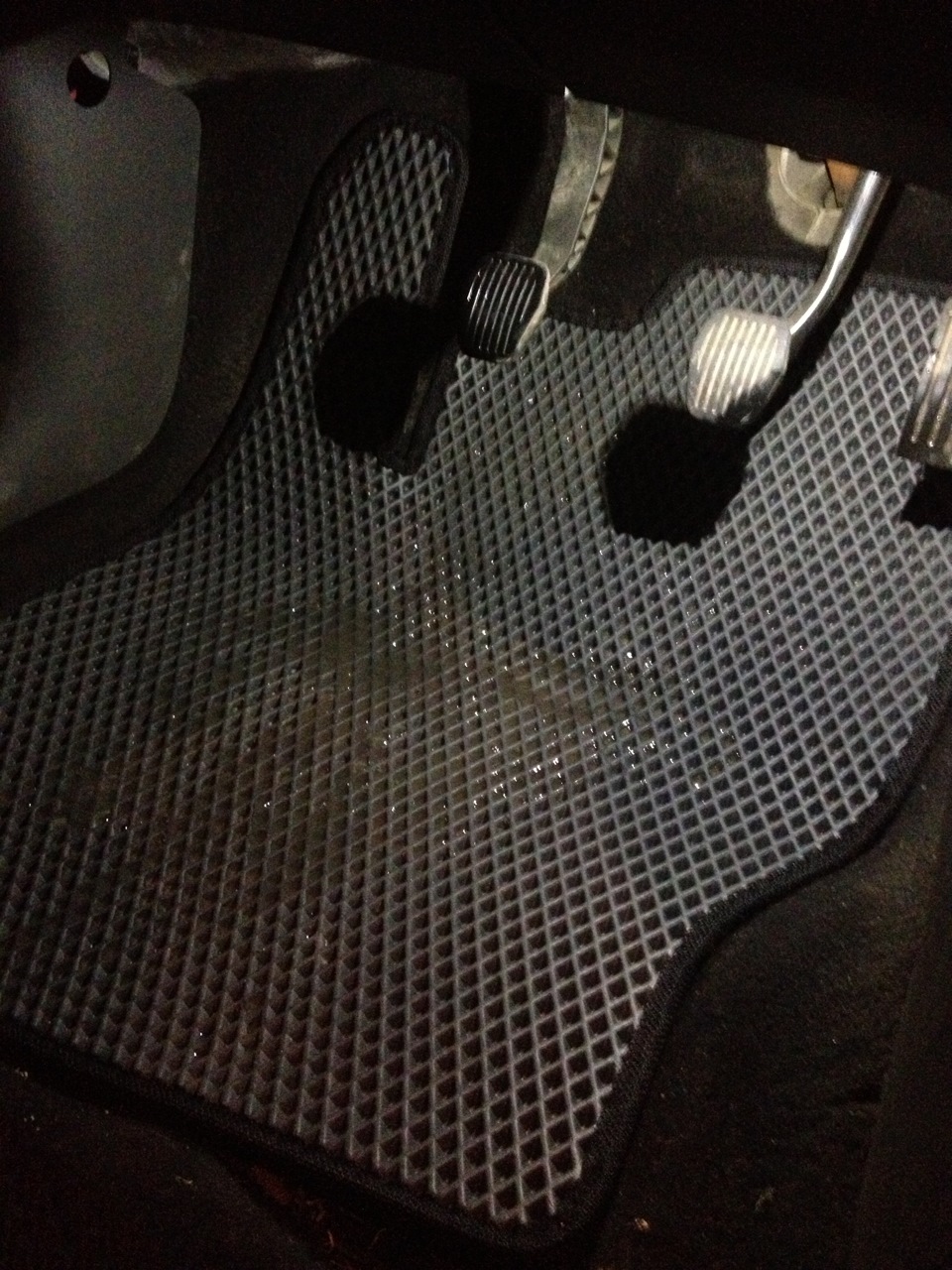 Эва коврики форд фокус 2. Эва коврики форд фокус 2. Коврики eva ford. Эва коврики на форд фокус 1 хэтчбек автомат. Коврики eva ford.