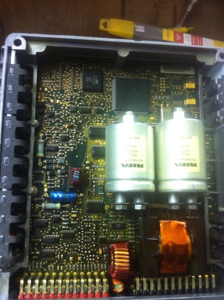 Разбираем ECU — Land Rover Defender (L315/L316)