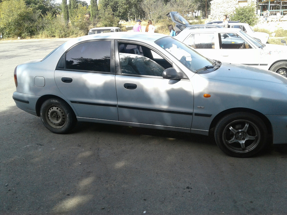 Дрифт на переднем приводе))) — Daewoo Lanos, 1,5 л, 2005 года ...