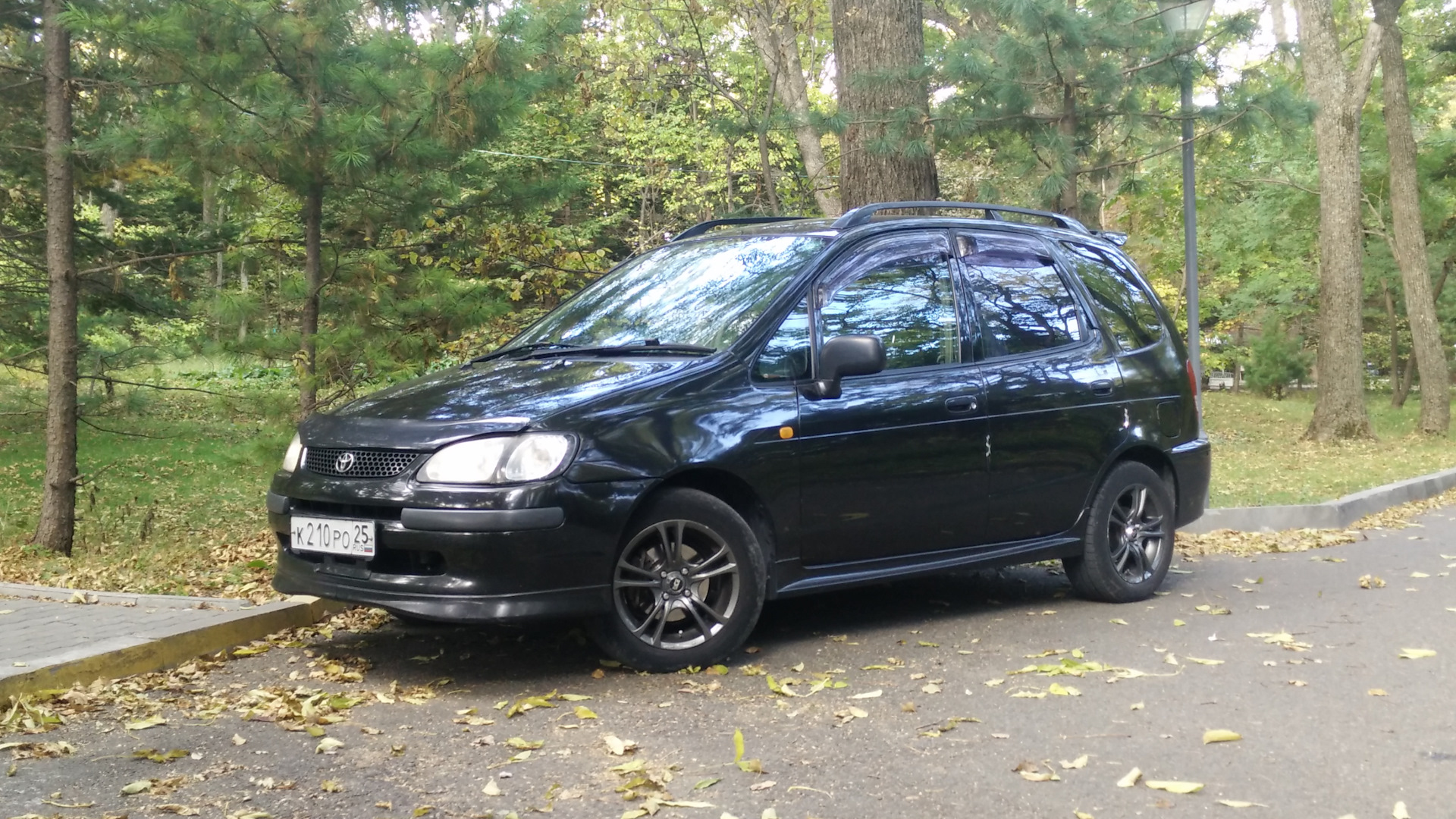 Toyota Corolla Spacio (E110) 1.8 бензиновый 1999 | AE 115 Колесница Богов  на DRIVE2