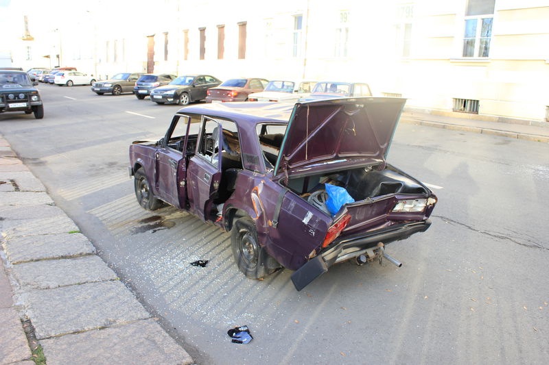 Брошенные автомобили в санкт петербурге