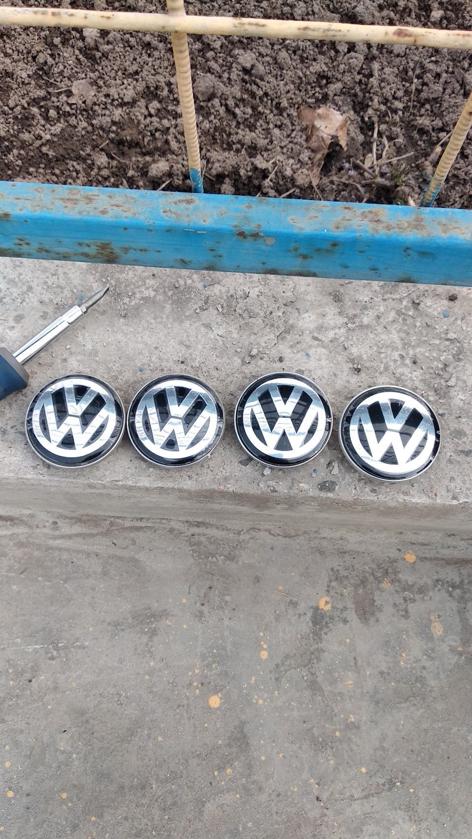 мечта покрасить в два цвета!(ребята подскажите что будет лучше ...