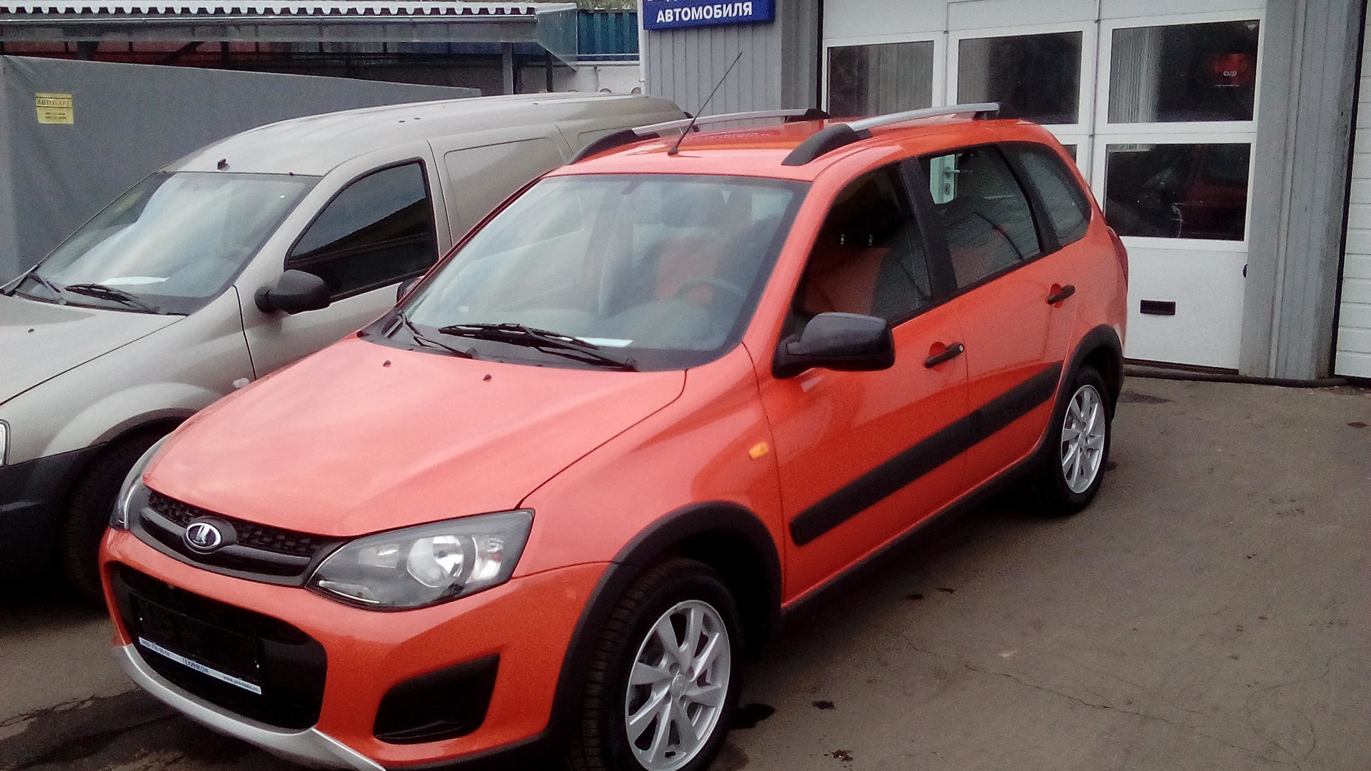 Lada Kalina Cross 1.6 бензиновый 2015 | рыжик, пародия на джип на DRIVE2