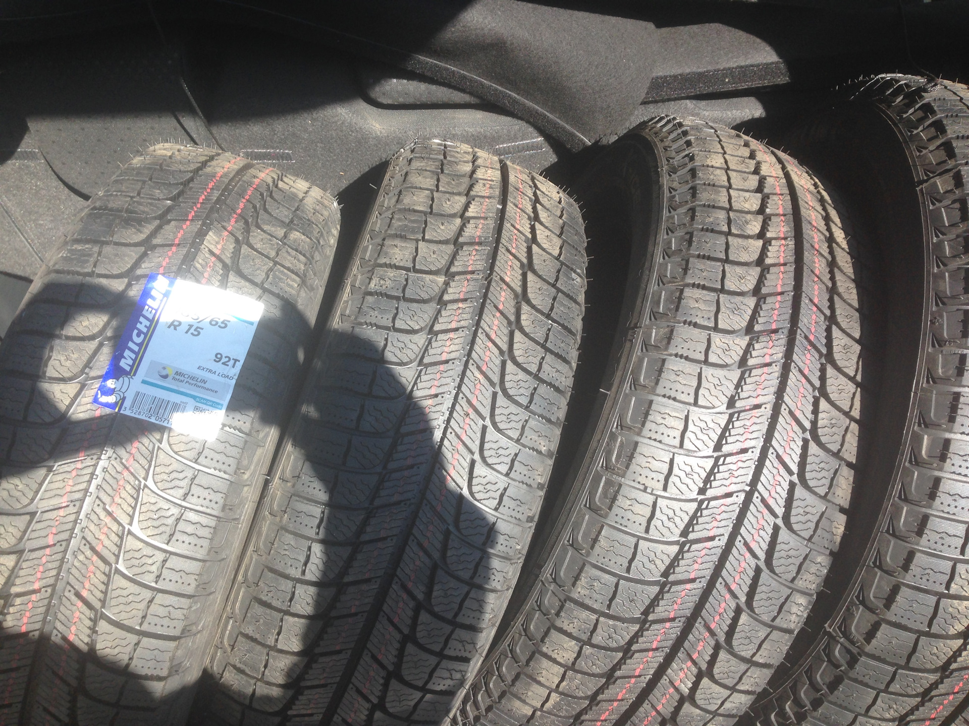 Michelin x ice xi3. Michelin x-Ice 3 185/60 r15. Michelin x-Ice 3 215/65 r16. 215/50/17 Michelin x-Ice 3.