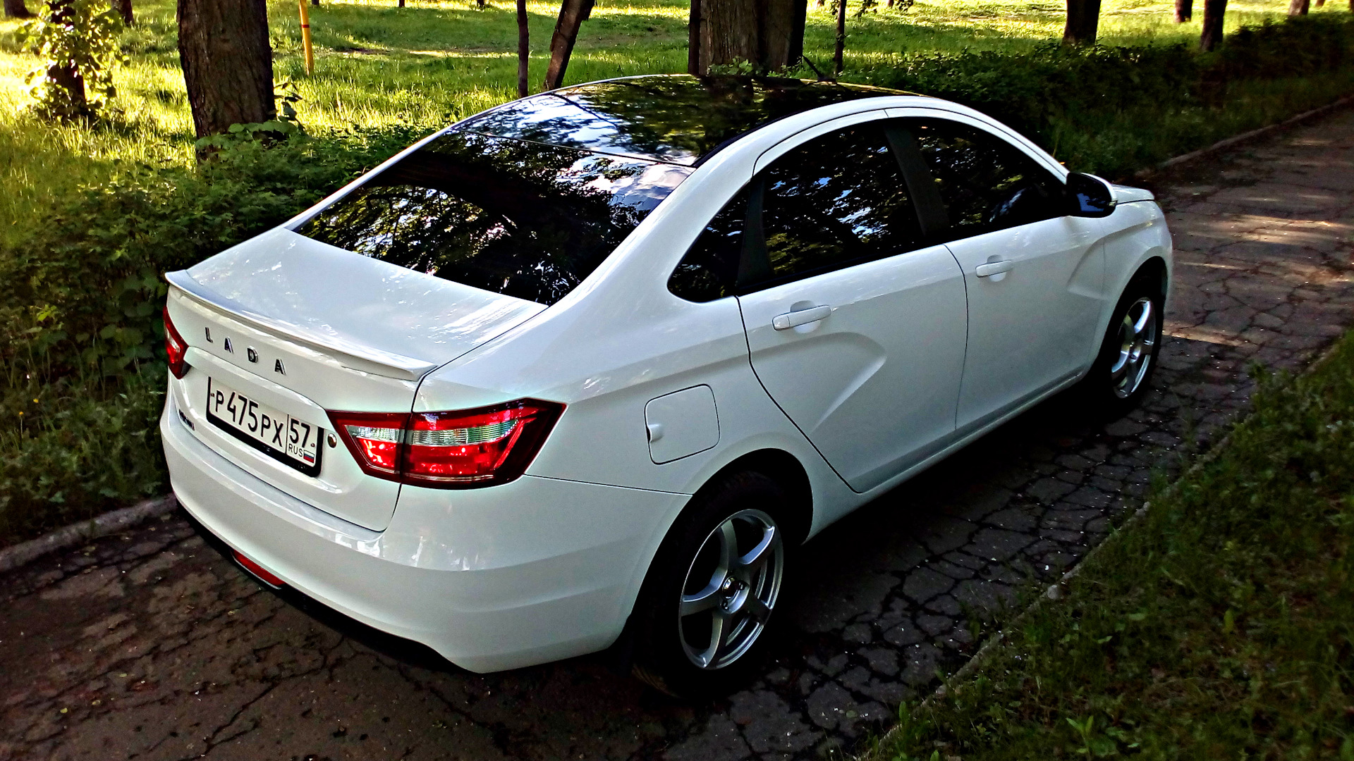 Lada Vesta 1.6 бензиновый 2016 | Белка на DRIVE2