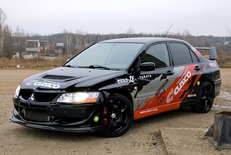 Mitsubishi Lancer Evolution x оклейка