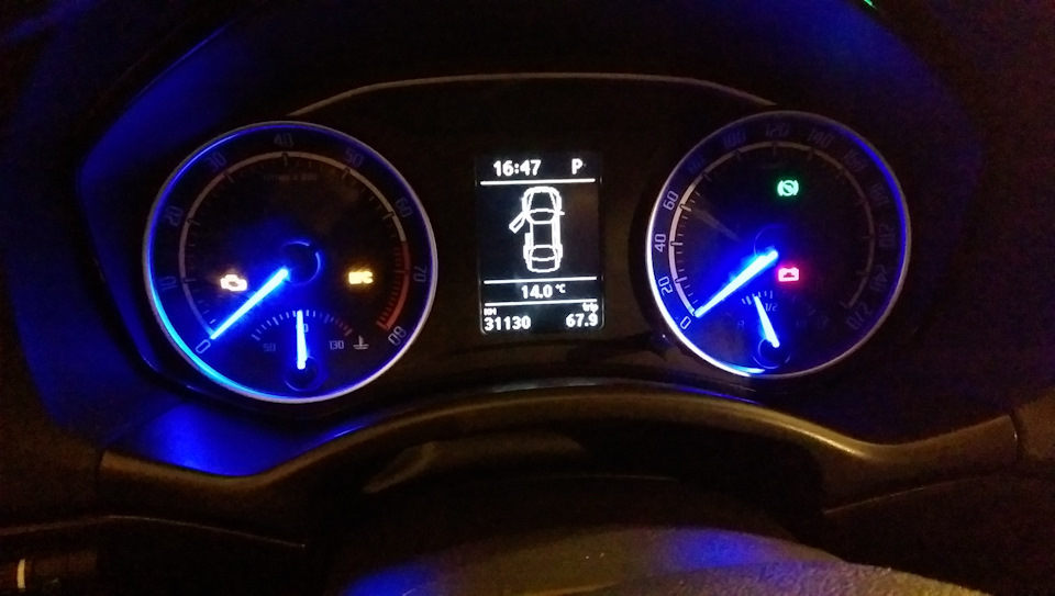 Пересвет стрелок приборной панели. — Skoda Octavia RS A5 Mk2, 2 л, 2012 ...