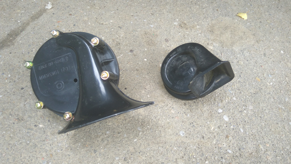 Звуковой сигнал от Волги — Nissan Pathfinder (3G), 2,5 л, 2006 года ...