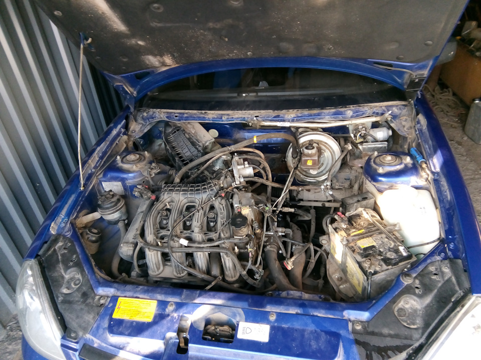 Течет ручей, бежит ручей… — Lada Приора седан, 1,6 л, 2011 года ...