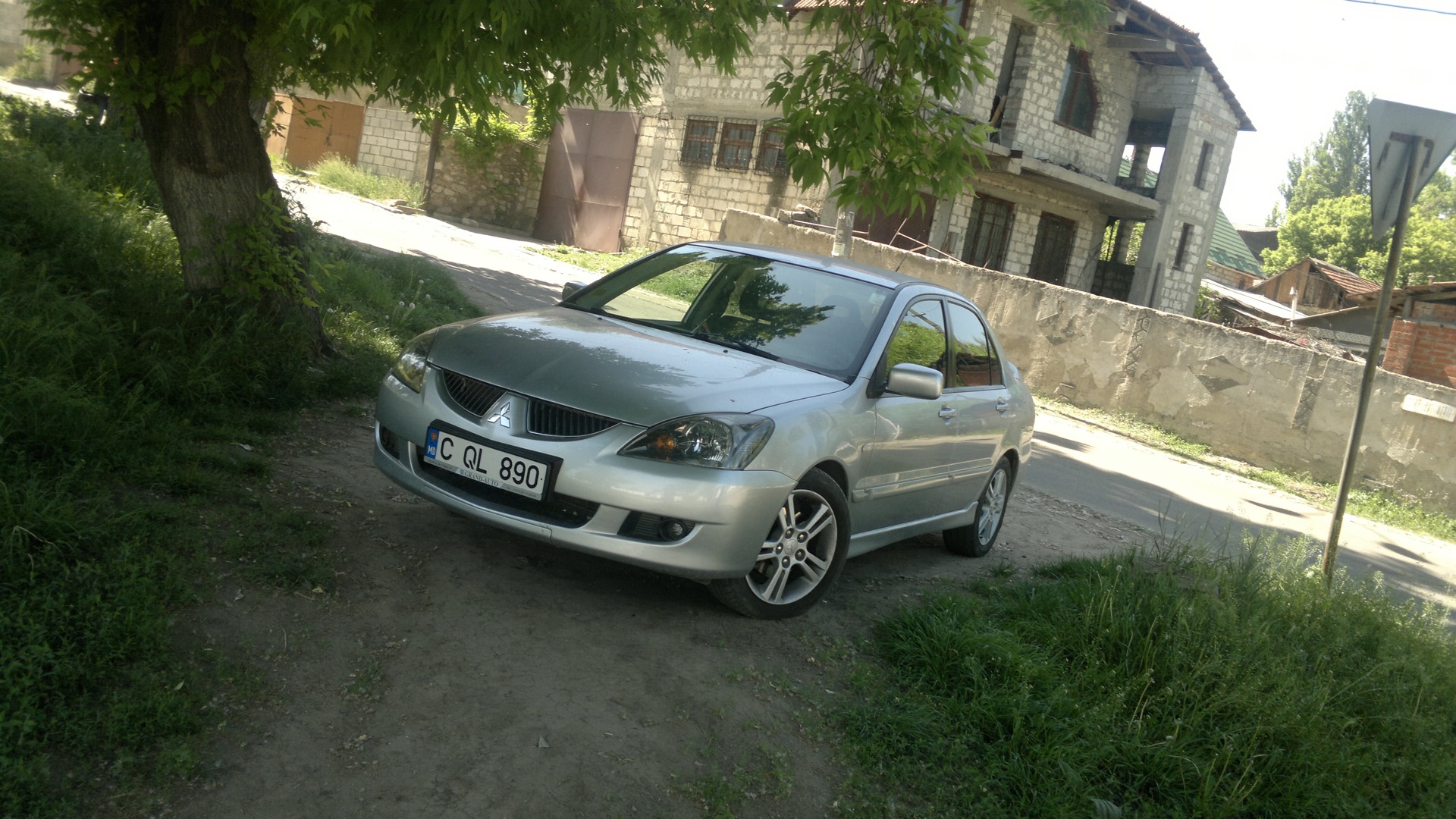 Mitsubishi Lancer IX 2 0 Sport