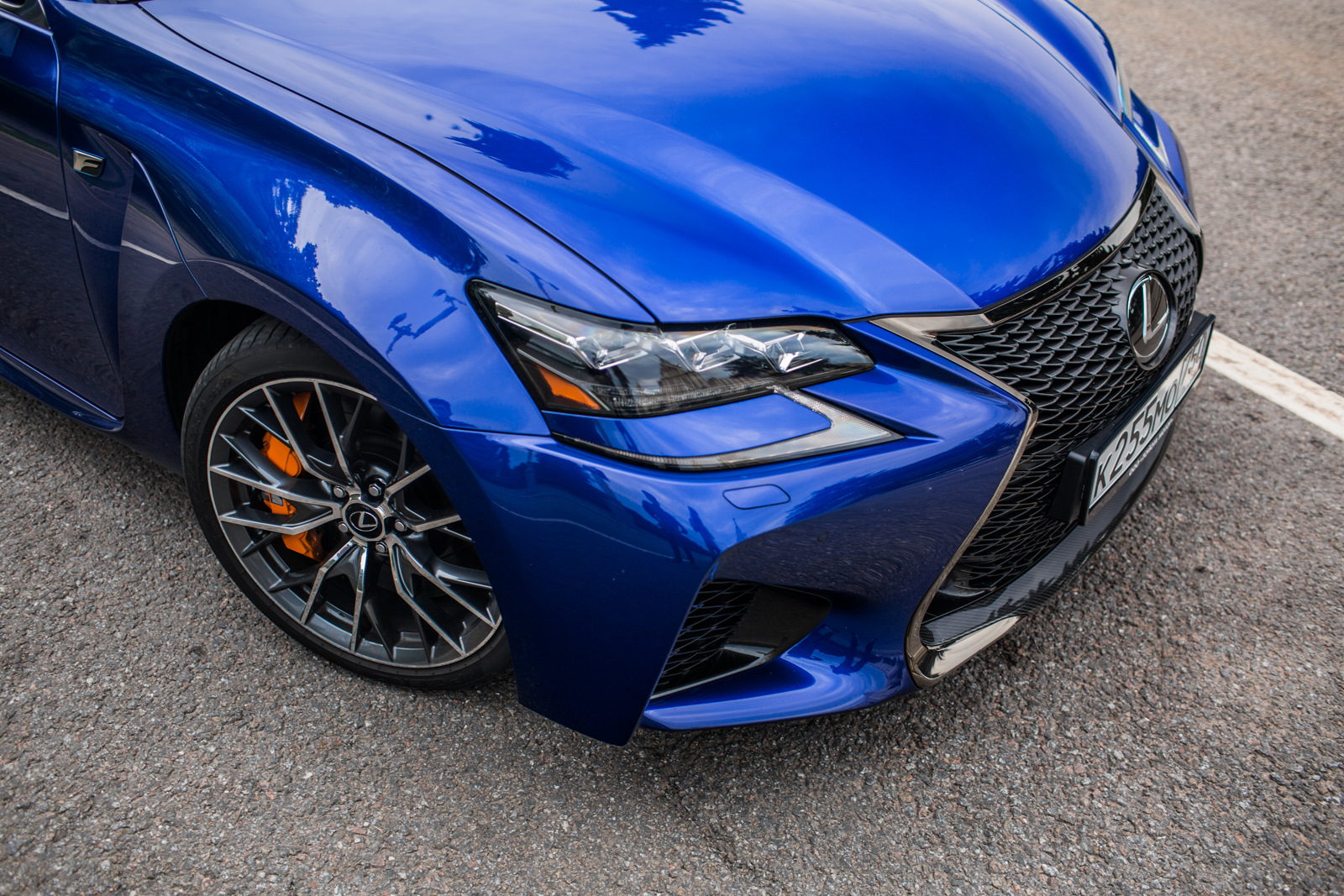 Lexus GS F back