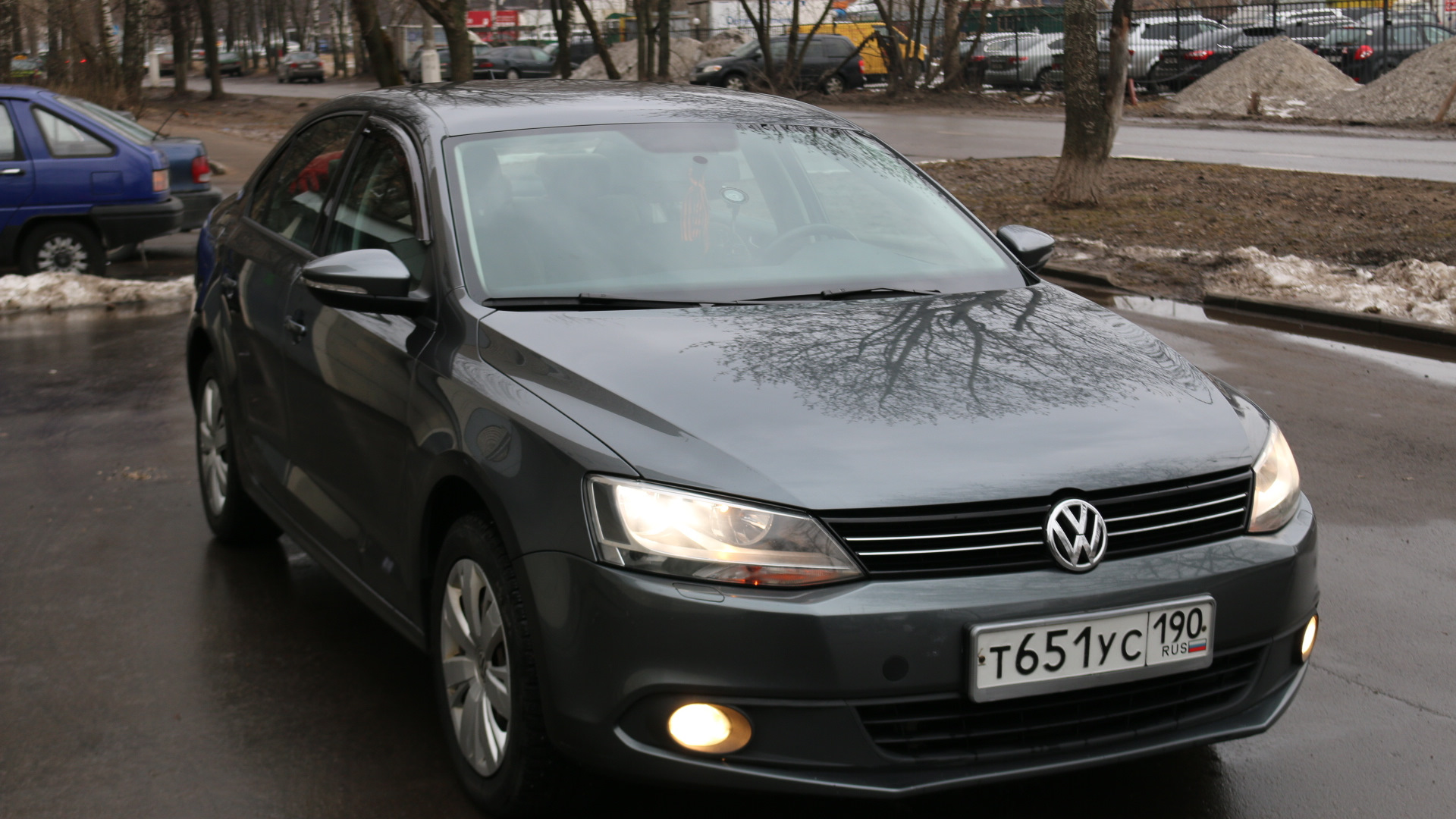 Фольксваген Джетта 1.4 150 л.с. Фольксваген Джетта 150 л.с. Jetta 6. Volkswagen Jetta 6 Grey.