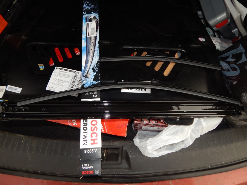 Замена стеклоочистителей — Nissan Qashqai (1G), 2 л, 2007 года ...