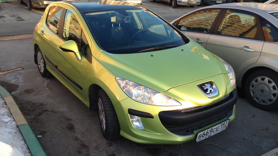 Peugeot 308 Канарейка