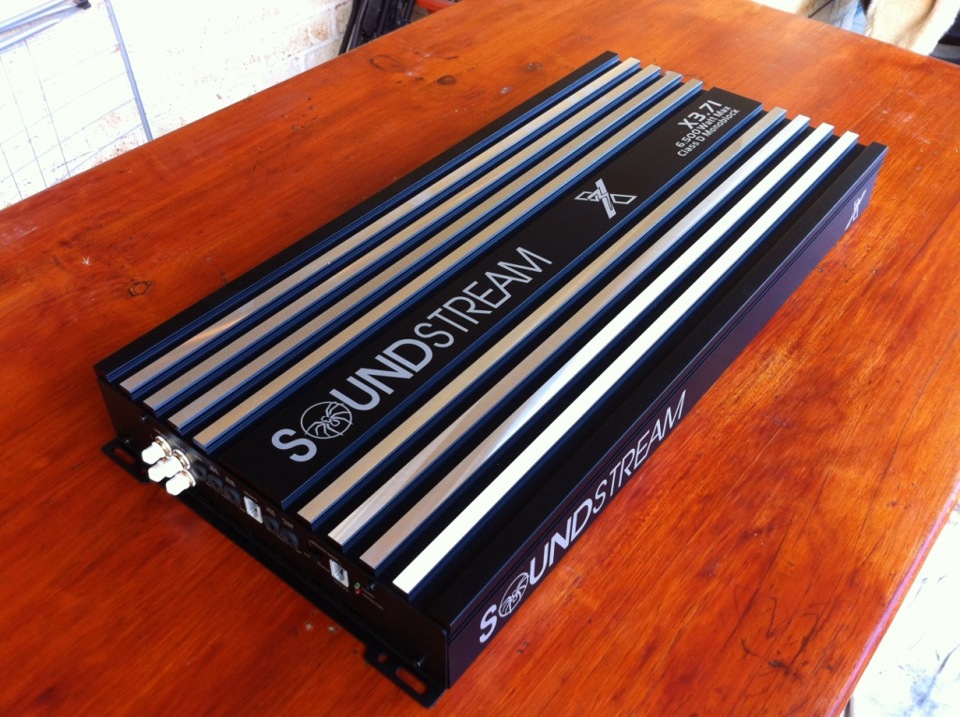 Soundstream store x3 15