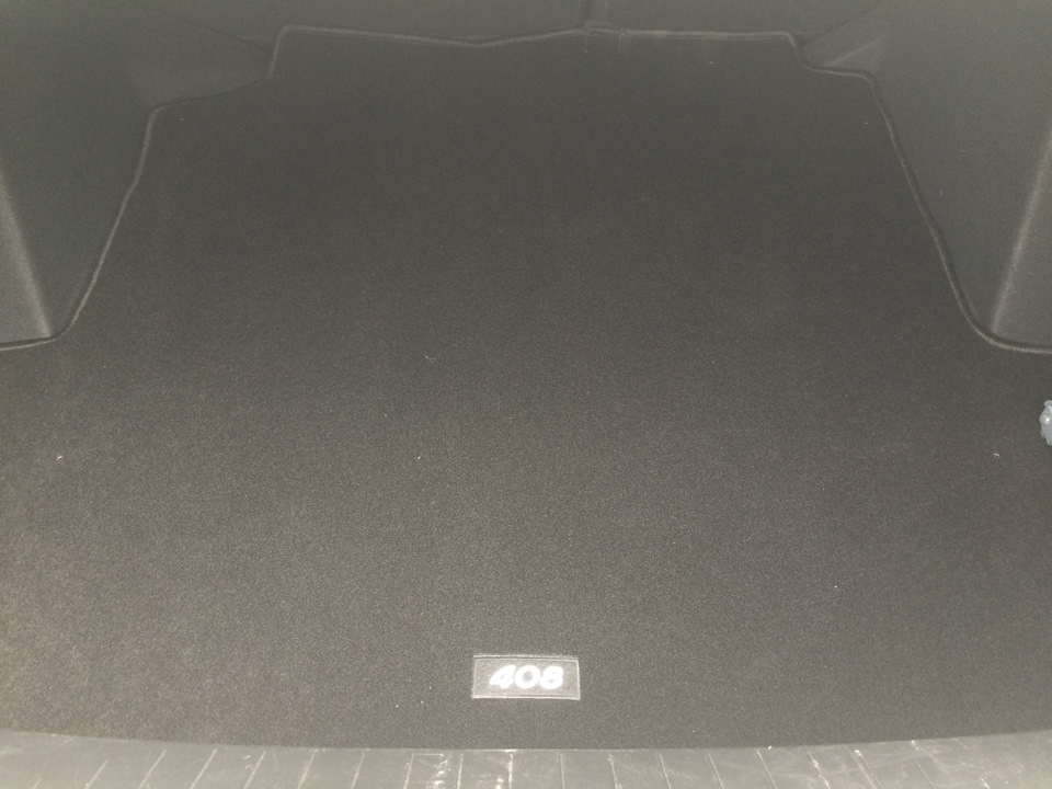 Коврик в багажник Peugeot 408 — Peugeot 408, 1,6 л, 2014 года ...