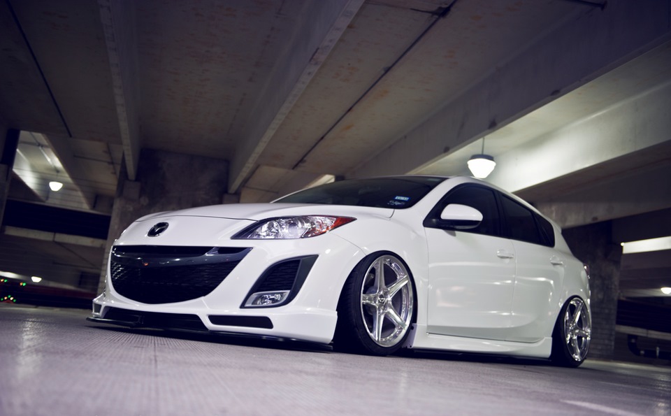 Mazda 3 Street Race