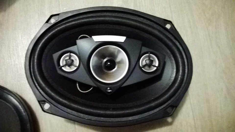 овалы в заднюю полку — Toyota Carina (7G), 1,8 л, 2000 года | автозвук ...