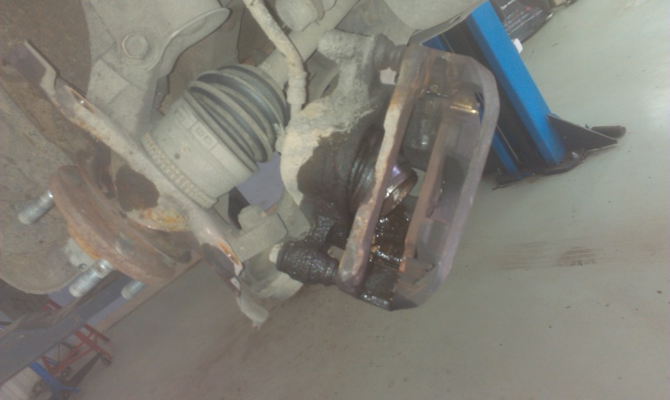 Что то плохо тормозит :) — DRIVE2