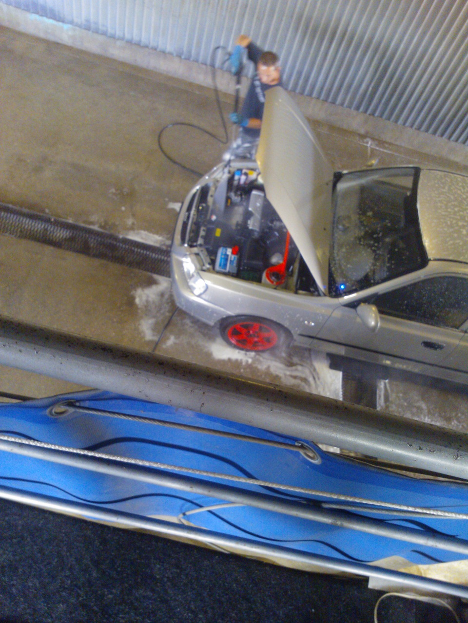 Течь в радиаторе, замена, и банька подкапотного пространства ...