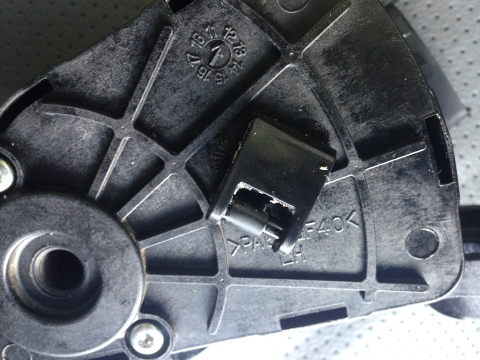 Скрип педали газа. — Hyundai Solaris, 1,6 л, 2012 года | своими руками ...