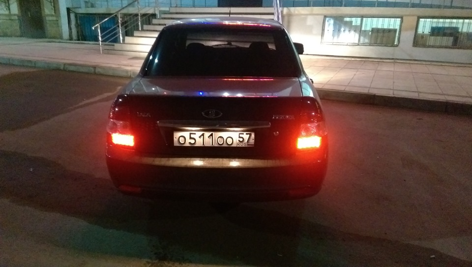 замена ГРЗ, легкая тонировка и мойка авто — LADA Приора седан, 1,6 л ...