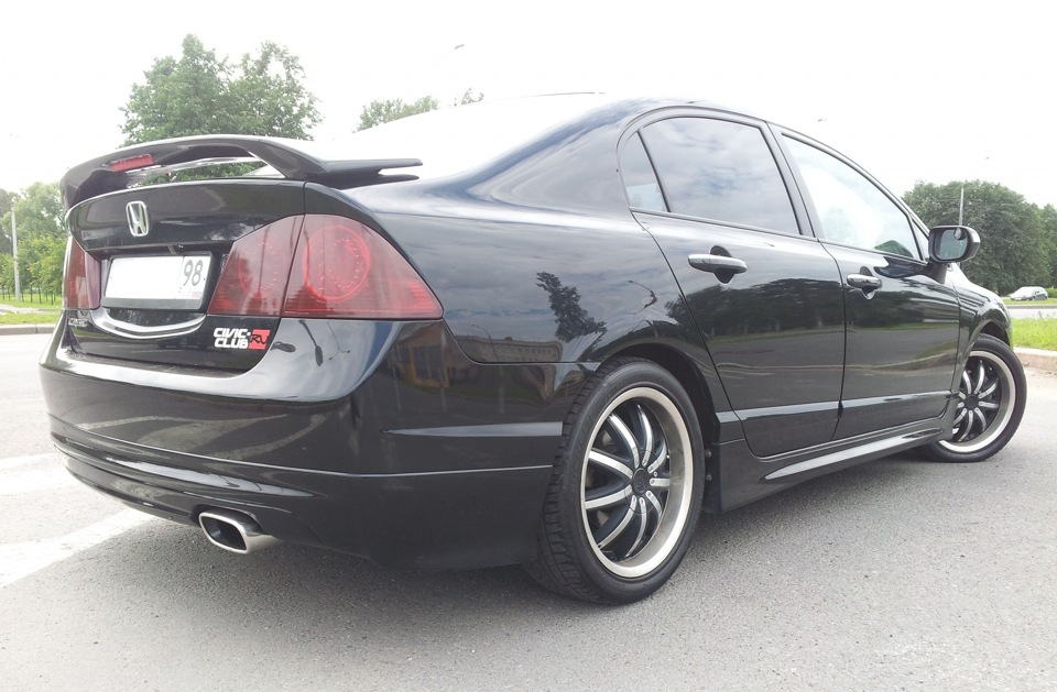 Фото в бортжурнале Honda Civic 4D (8G)