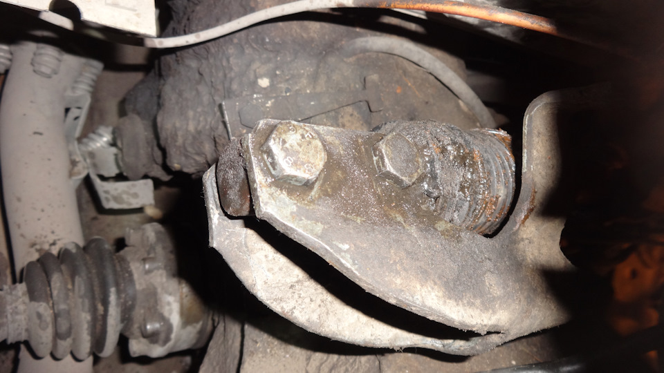 Попытался перебрать рейку. — Audi 80 (B3), 1,8 л, 1988 года | своими ...