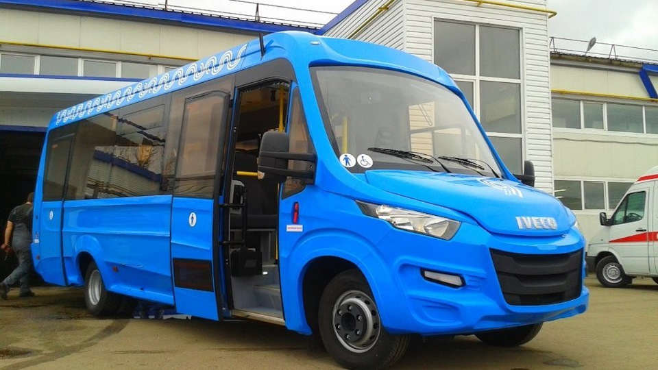 Iveco Daily автобус VSN 700
