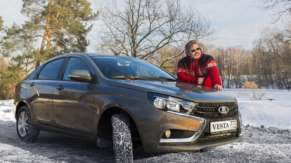 Lada Vesta Luxe / Multimedia Fantom