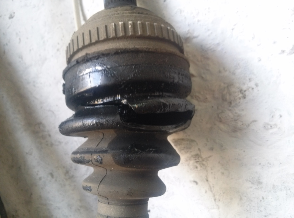 О том как менялся коренной сальник. — Honda Civic Ferio (7G), 1,7 л ...