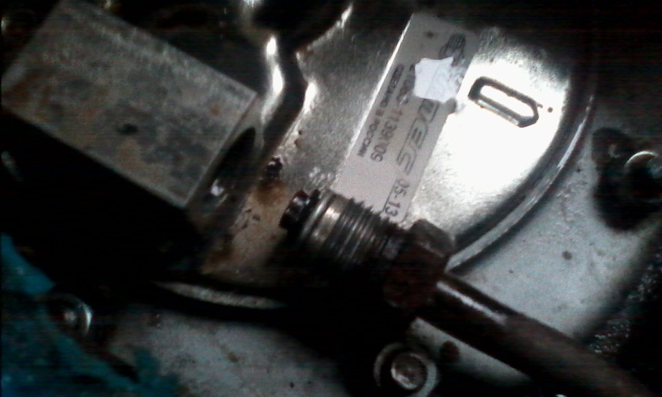 Установка ДУТ для европанели — Lada 21093i, 1,5 л, 2002 года | своими ...