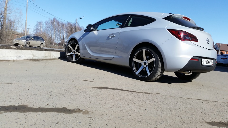 Opel Astra k r17