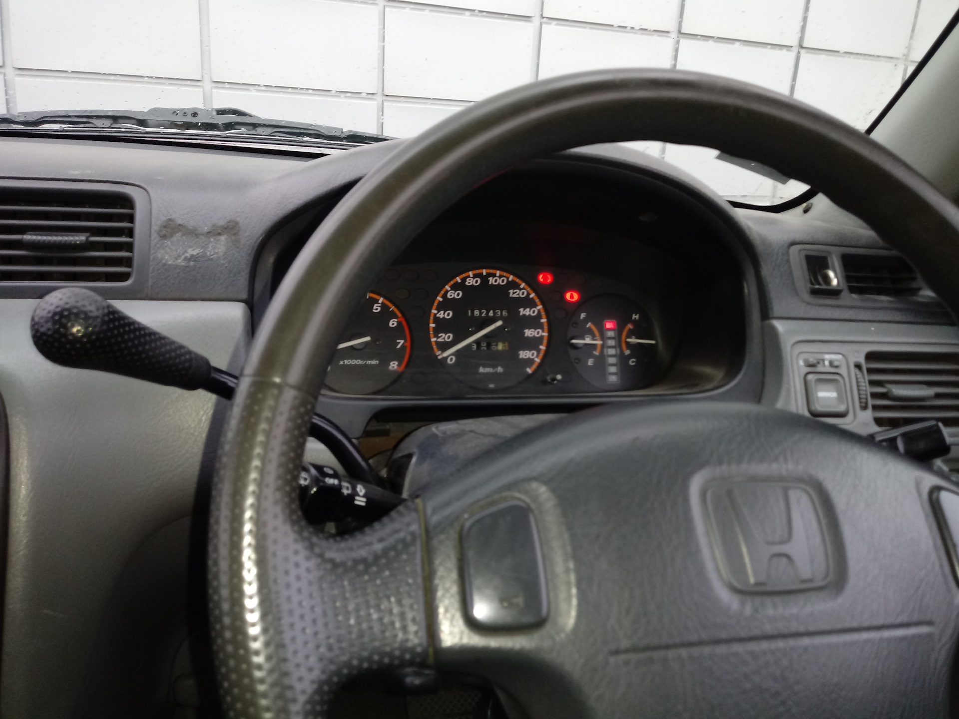 Honda cr v rd1 кондиционер. Мультируль CRV rd1. Honda CR-V rd1 модификация спидометра. Панель Хонда Аккорд 2000 корректор фар.