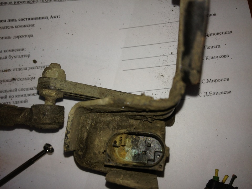 Басня о том как я пытался оживить датчик положения фар. — Saab 9-3 (2G ...