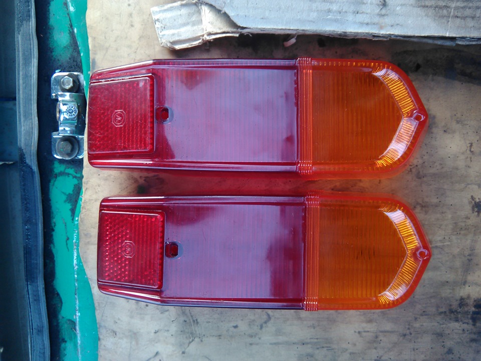 задние фонари ваз 2102