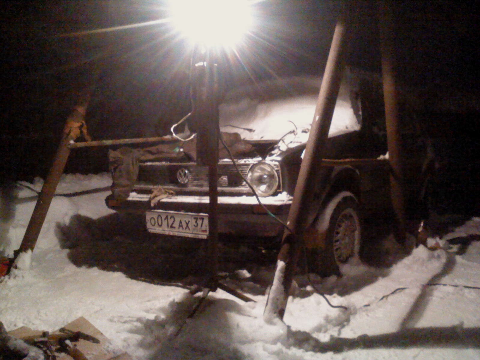 достала вибрация на холостых — Volkswagen Golf Mk1, 1,6 л., 1982 года ...