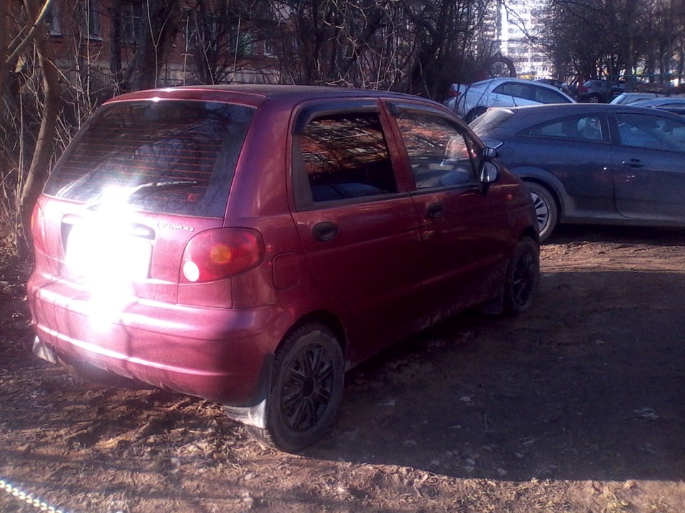 Тонированный матиз. Daewoo Matiz тонированный. Матиз красный тонированный. Тонировка хамелеон Матиз. Атермальная тонировка Матиз.