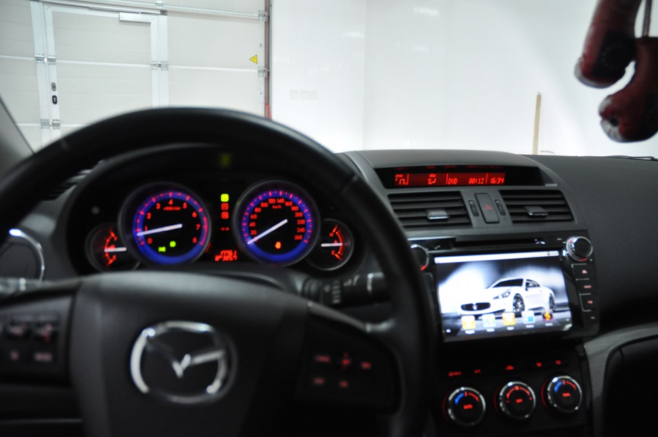 Экран мазда 6. Дисплей Мазда 6 GH. Автомагнитола в накладку Мазда 6 GH. Головное устройство Mazda 6 GH. Магнитола Мазда 6 GH С экраном.