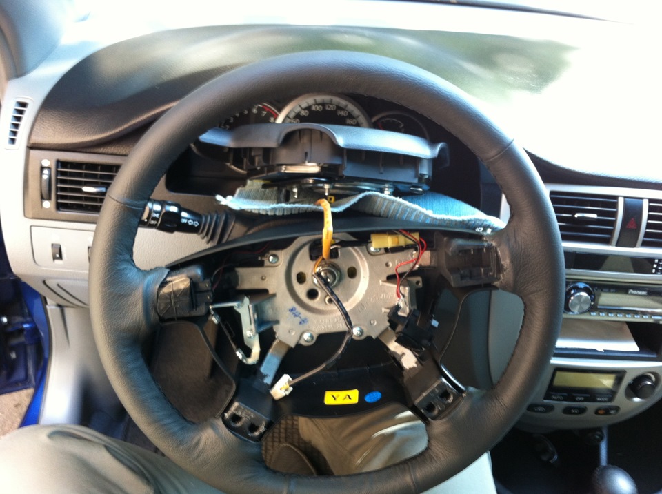 17.10.13 Кожанная оплетка руля — Chevrolet Lacetti SW, 1,8 л, 2008 года ...