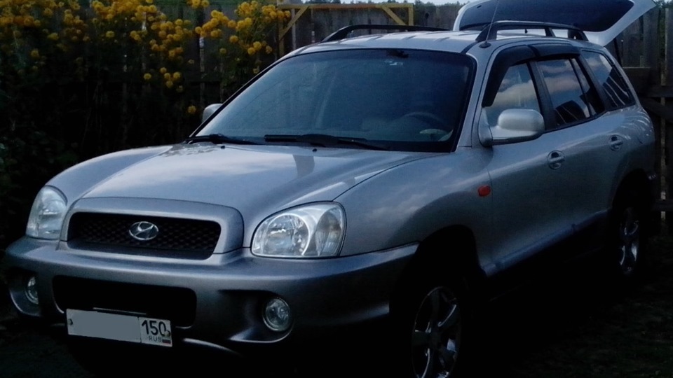Hyundai Santa Fe 2.4L 4WD