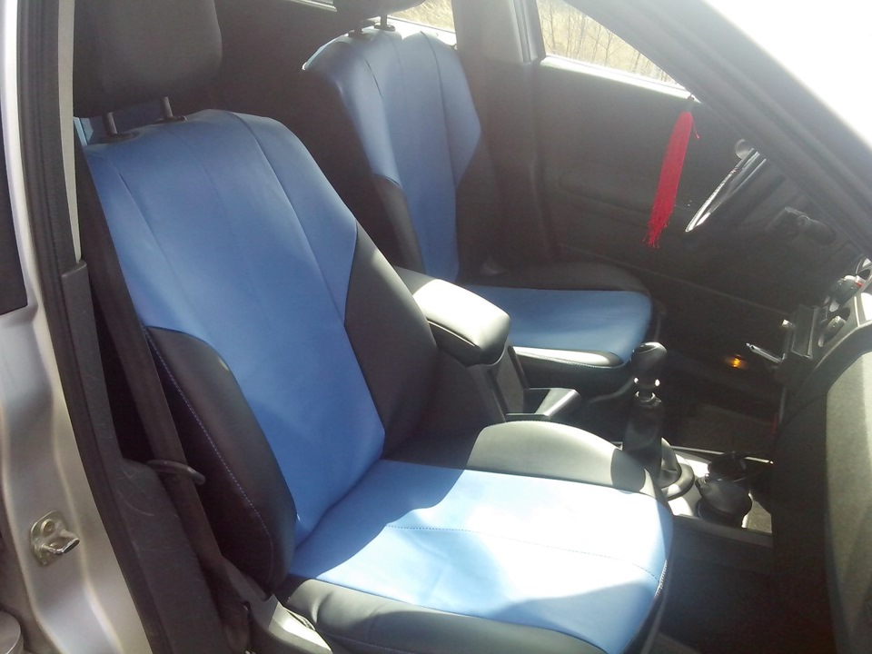 Новые чехлы — Renault Megane II, 1,9 л, 2006 года | стайлинг | DRIVE2