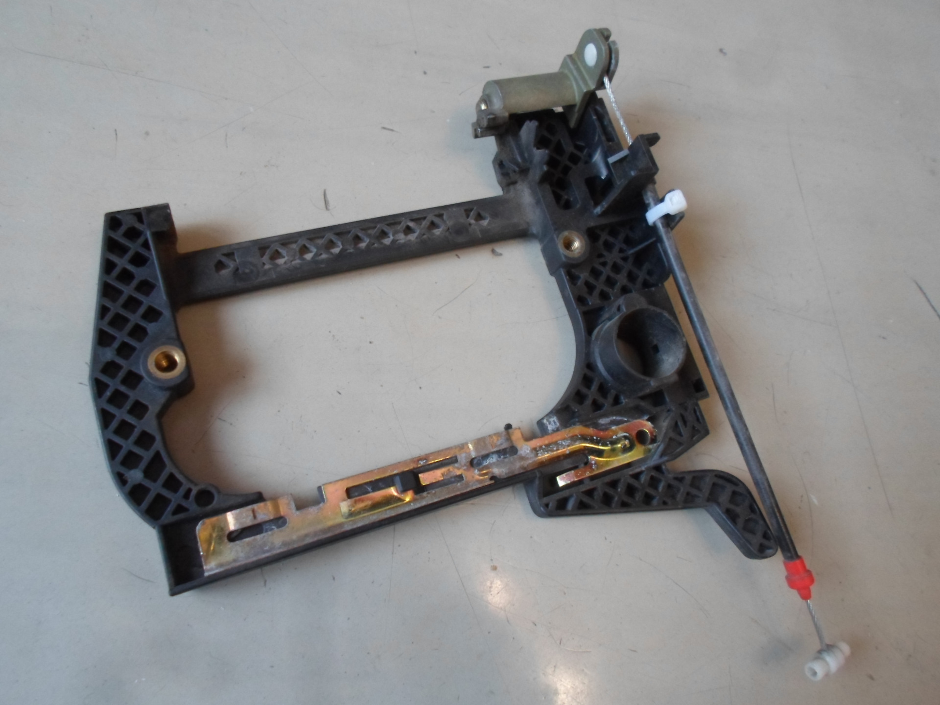 Не открывается передняя дверь снаружи. — BMW 5 series (E39), 2 л, 1997 ...