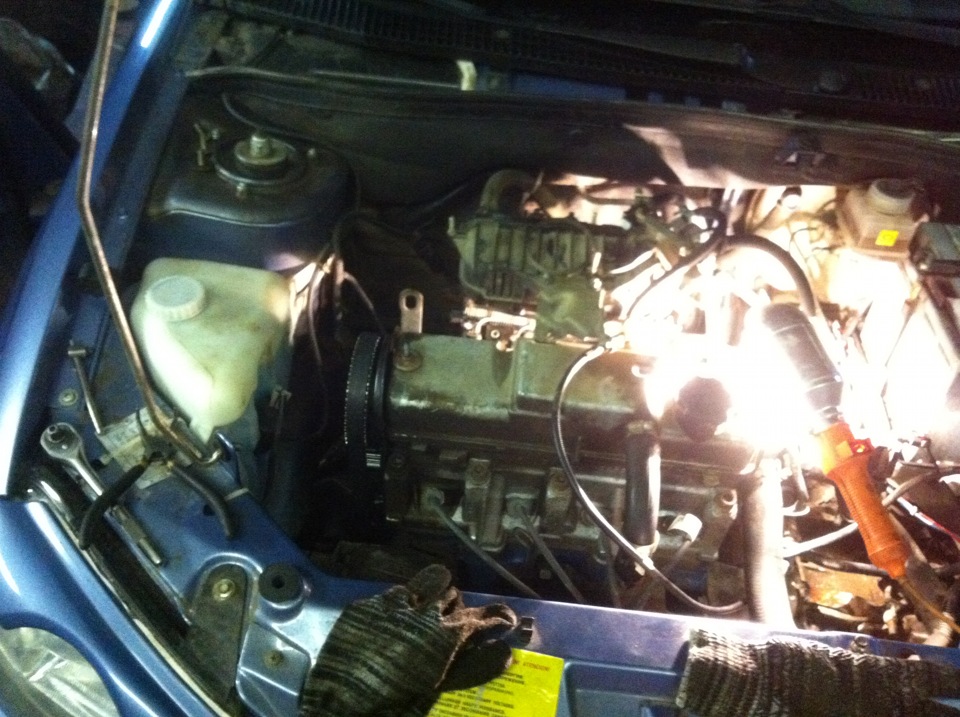 Прогорела прокладка двигателя — Lada Калина седан, 1,6 л, 2006 года ...